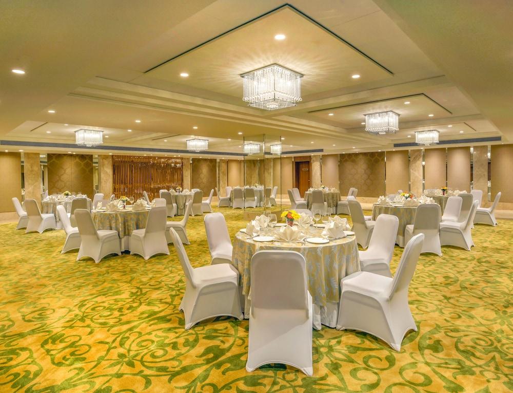 Deventure Sarovar Portico Kapashera, New Delhi Delhi (National Capital Territory of India) Exterior foto